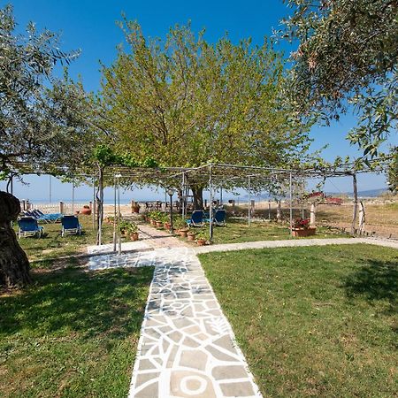 Olivento Beach Front Suites ポトス エクステリア 写真