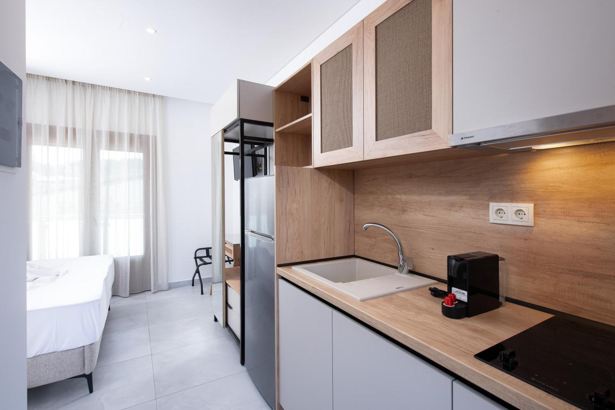 Olivento Beach Front Suites ポトス エクステリア 写真