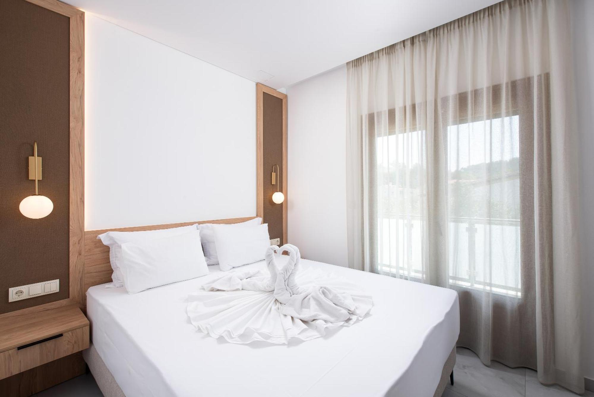 Olivento Beach Front Suites ポトス エクステリア 写真